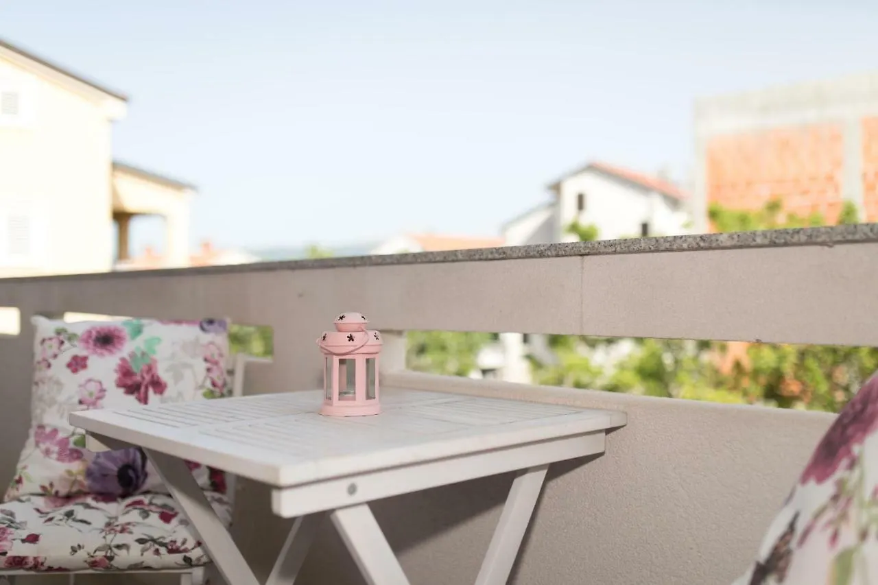 Chic Loft Appartment Krk Town Διαμέρισμα